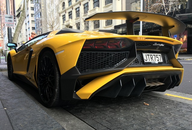 Lamborghini Aventador LP750-4 SuperVeloce Roadster