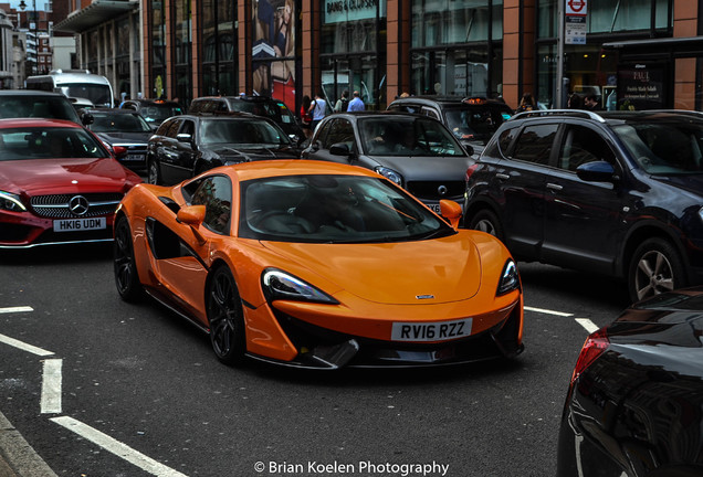 McLaren 570S