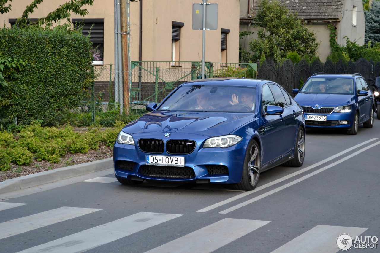 BMW M5 F10 2011