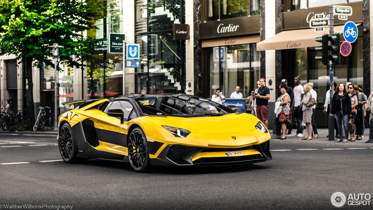 Lamborghini Aventador LP750-4 SuperVeloce Roadster