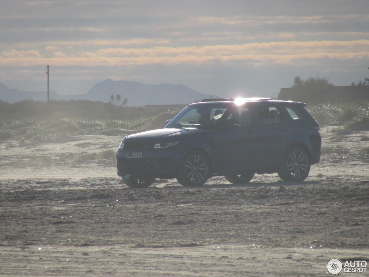 Land Rover Range Rover Sport SVR