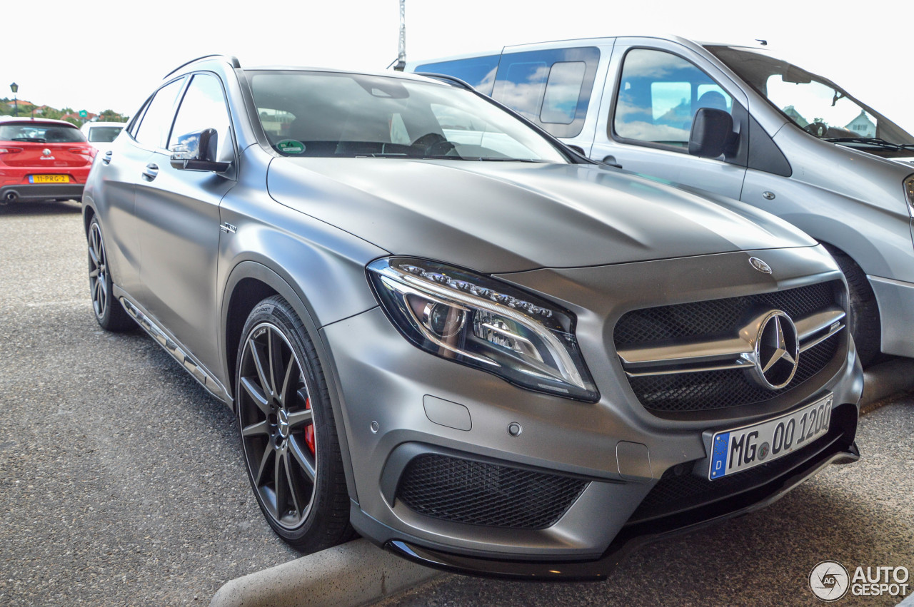 Mercedes-AMG GLA 45 X156