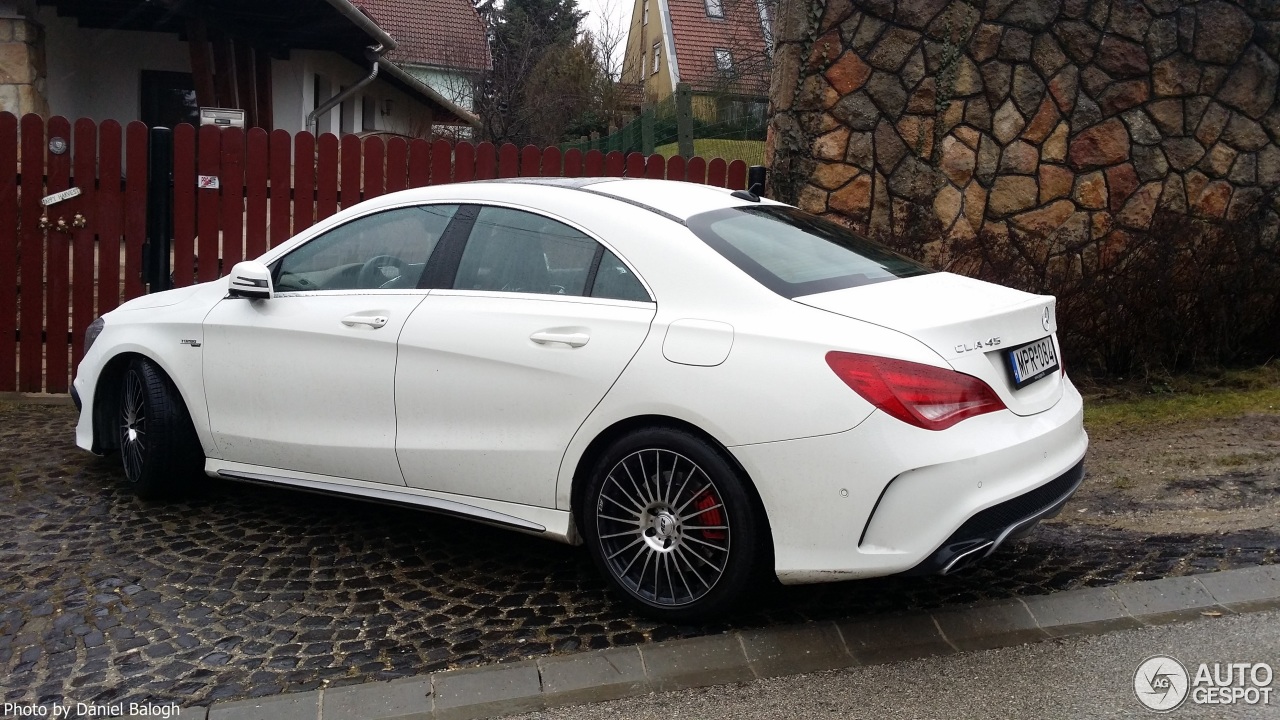 Mercedes-Benz CLA 45 AMG C117