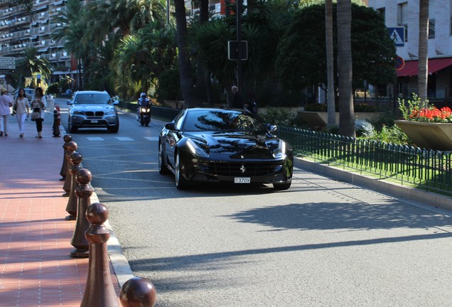 Ferrari FF