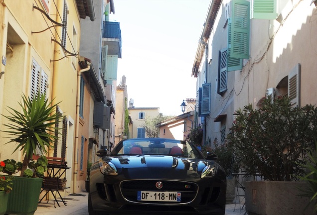 Jaguar F-TYPE S V8 Convertible