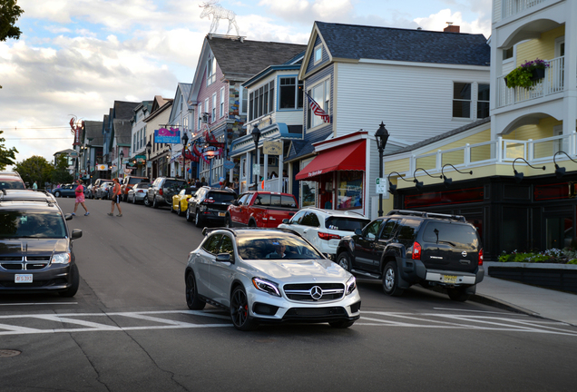 Mercedes-AMG GLA 45 X156