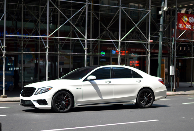 Mercedes-Benz S 63 AMG V222