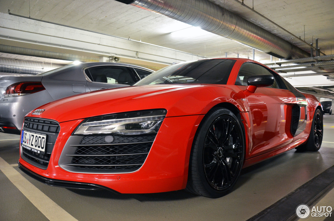 Audi R8 V10 Plus 2013