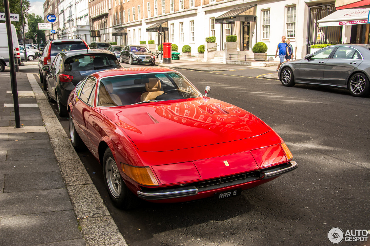 Ferrari 365 GTB/4 Daytona