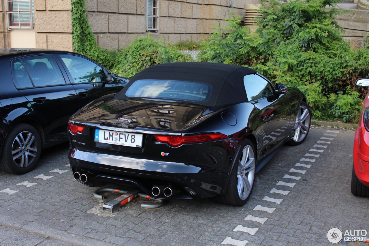 Jaguar F-TYPE S V8 Convertible