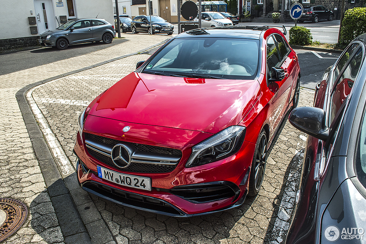 Mercedes-AMG A 45 W176 2015