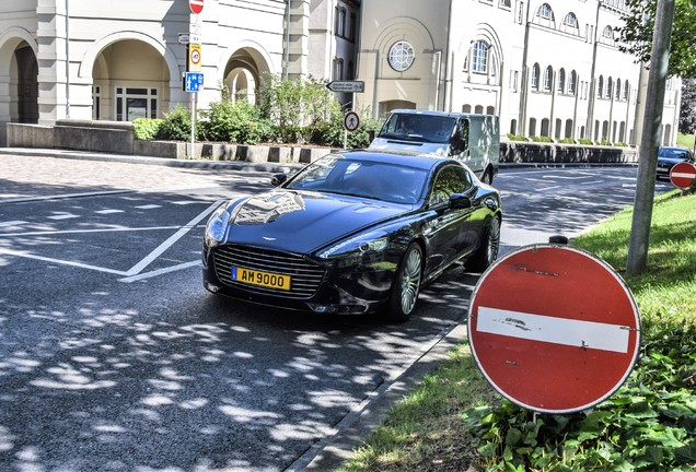 Aston Martin Rapide S