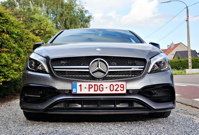 Mercedes-AMG A 45 W176 2015