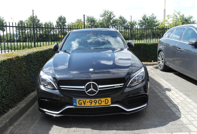 Mercedes-AMG C 63 S W205