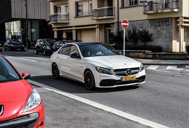 Mercedes-AMG C 63 S W205