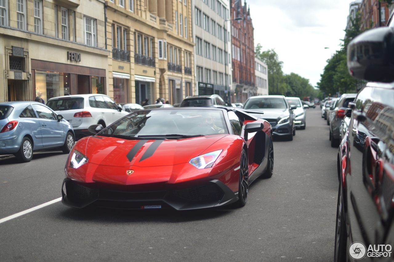 Lamborghini Aventador LP720-4 Roadster 50° Anniversario