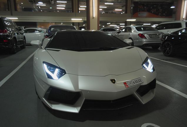 Lamborghini Aventador LP700-4