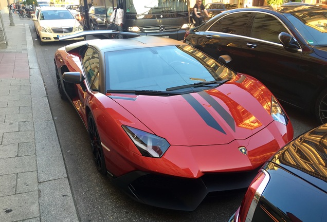 Lamborghini Aventador LP720-4 Roadster 50° Anniversario