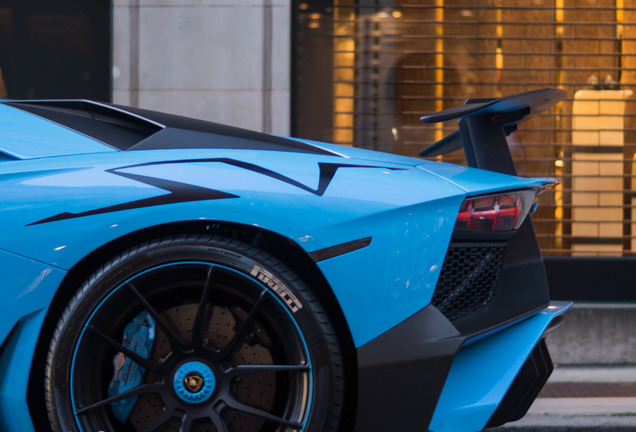 Lamborghini Aventador LP750-4 SuperVeloce Roadster