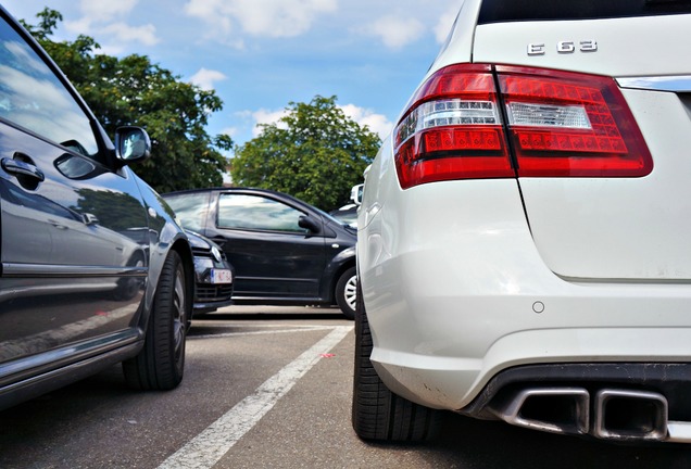 Mercedes-Benz E 63 AMG S212