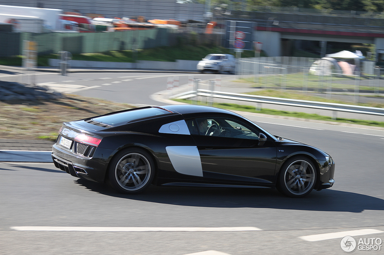 Audi R8 V10 2015