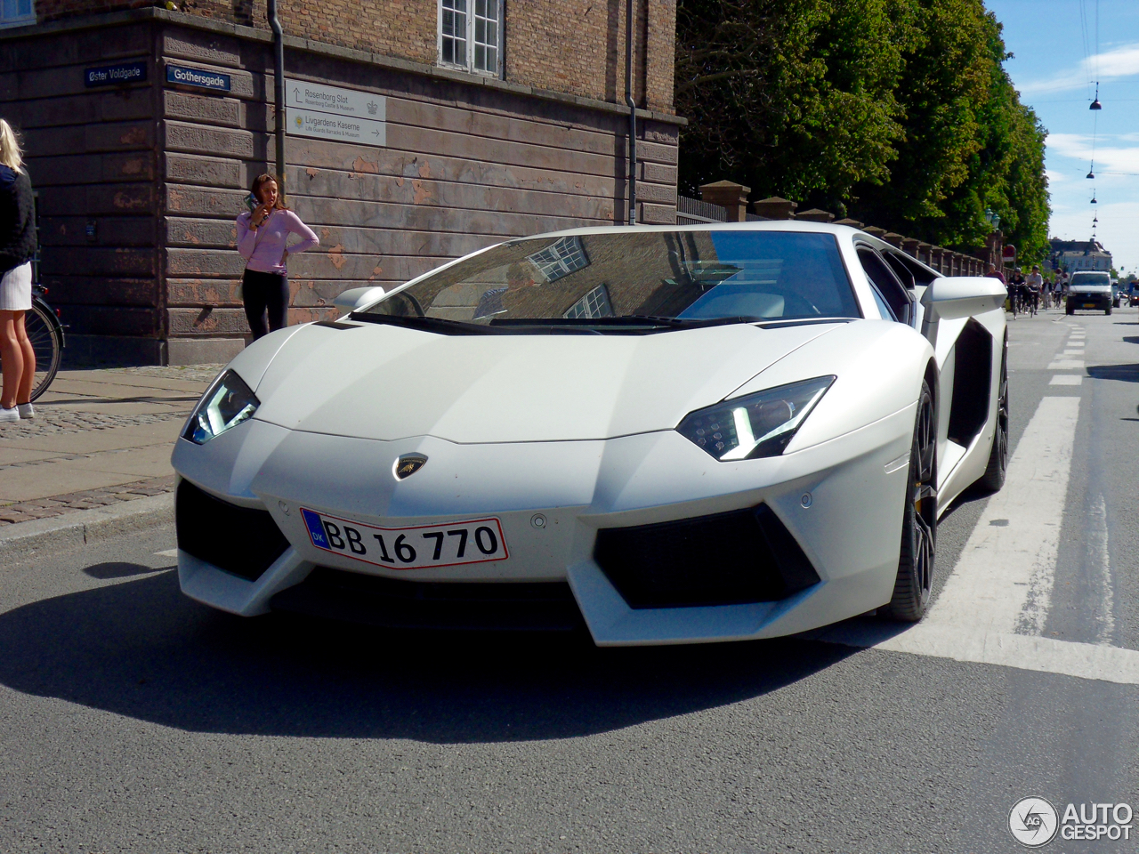 Lamborghini Aventador LP700-4