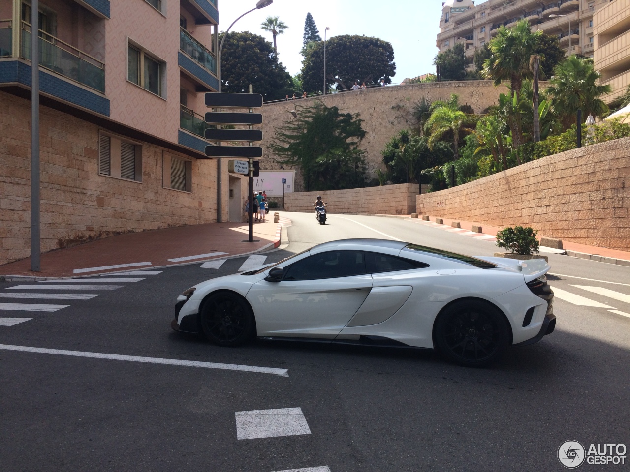 McLaren 675LT