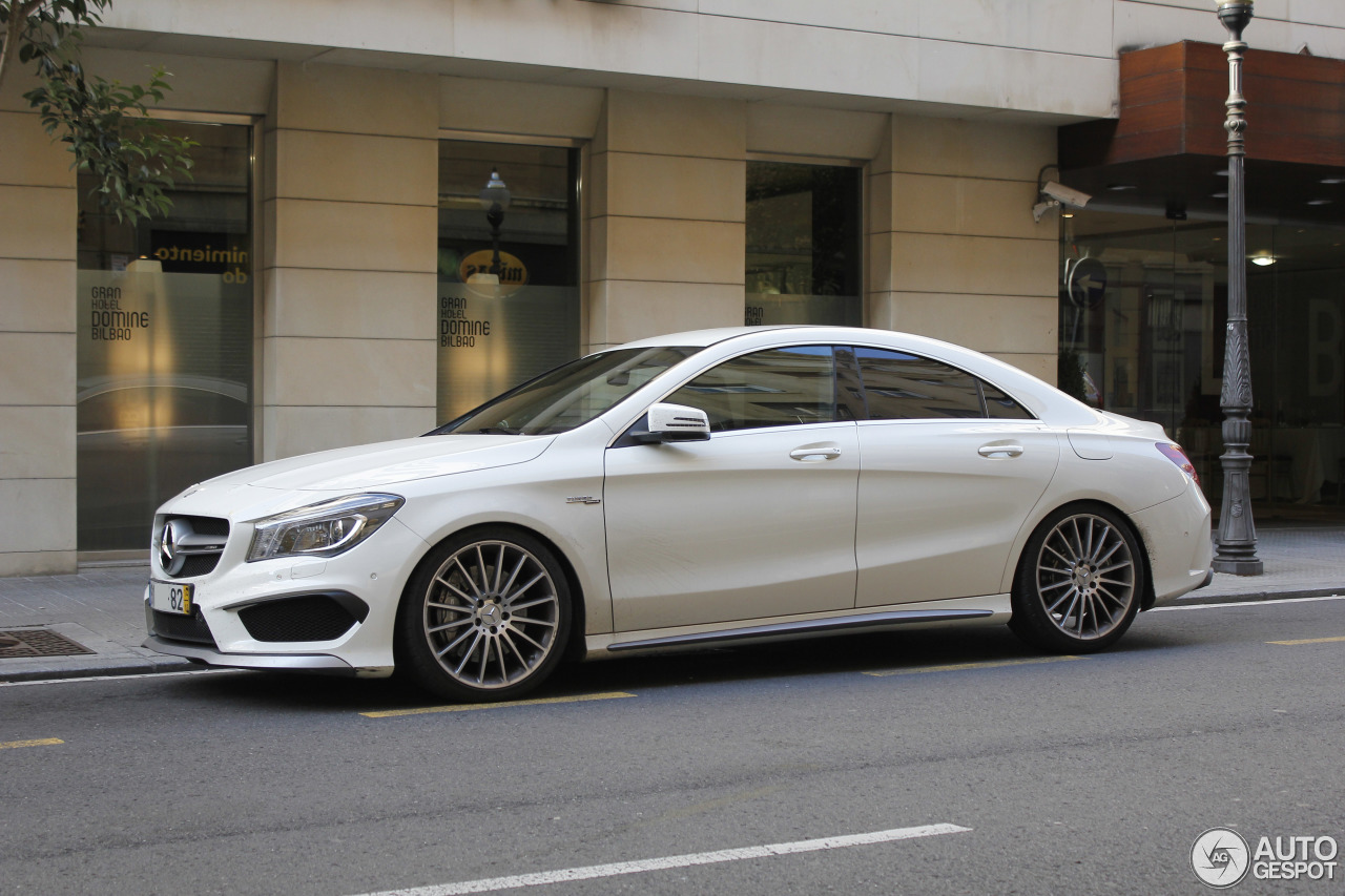 Mercedes-Benz CLA 45 AMG C117