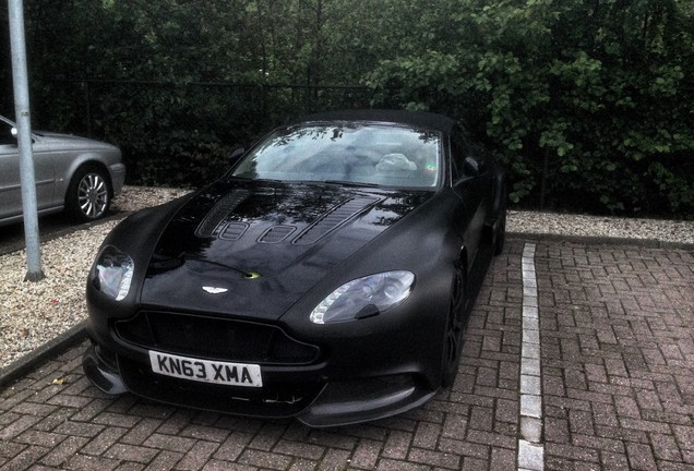 Aston Martin Vantage GT12 Roadster