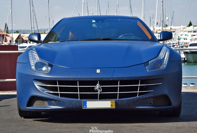 Ferrari FF