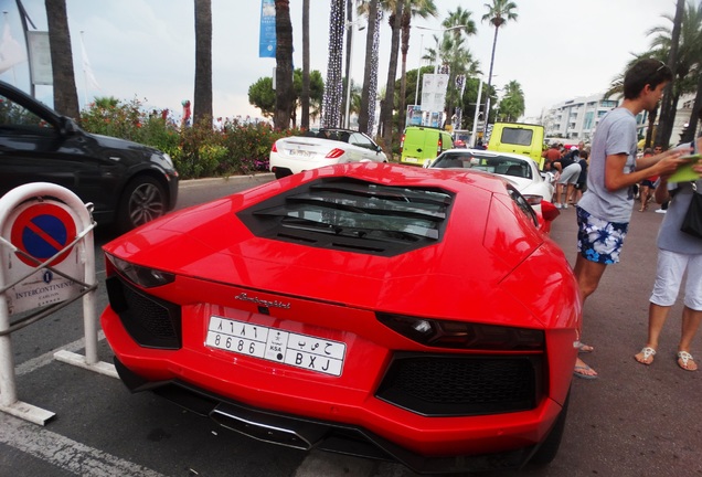 Lamborghini Aventador LP700-4