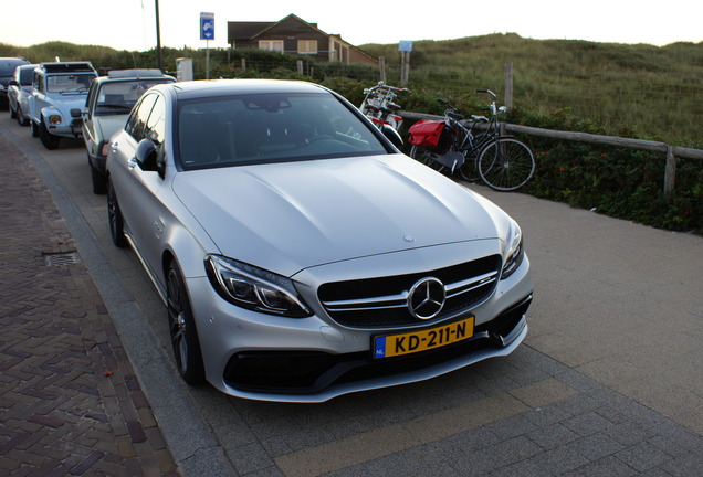 Mercedes-AMG C 63 S W205