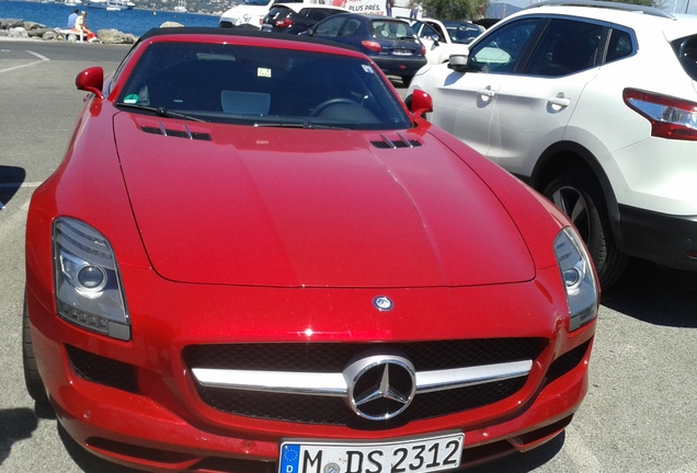 Mercedes-Benz SLS AMG Roadster