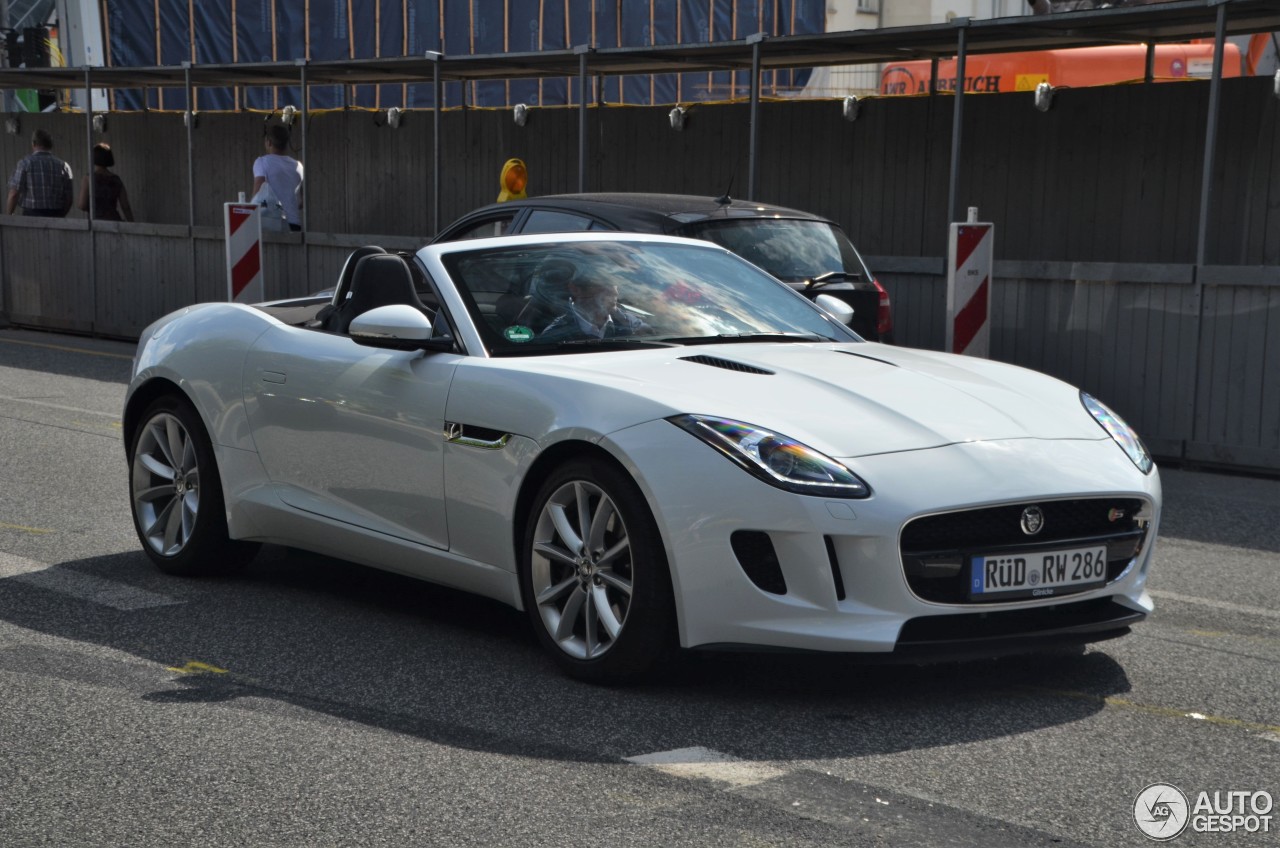 Jaguar F-TYPE S Convertible