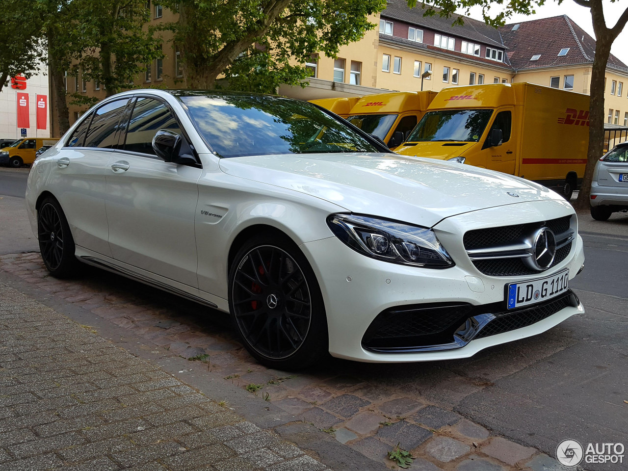 Mercedes-AMG C 63 S W205