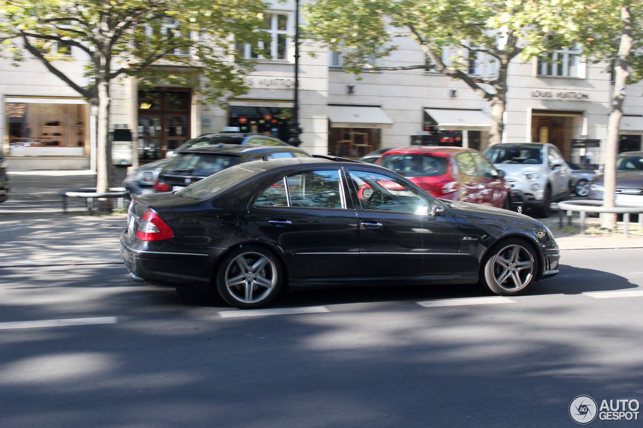 Mercedes-Benz E 63 AMG