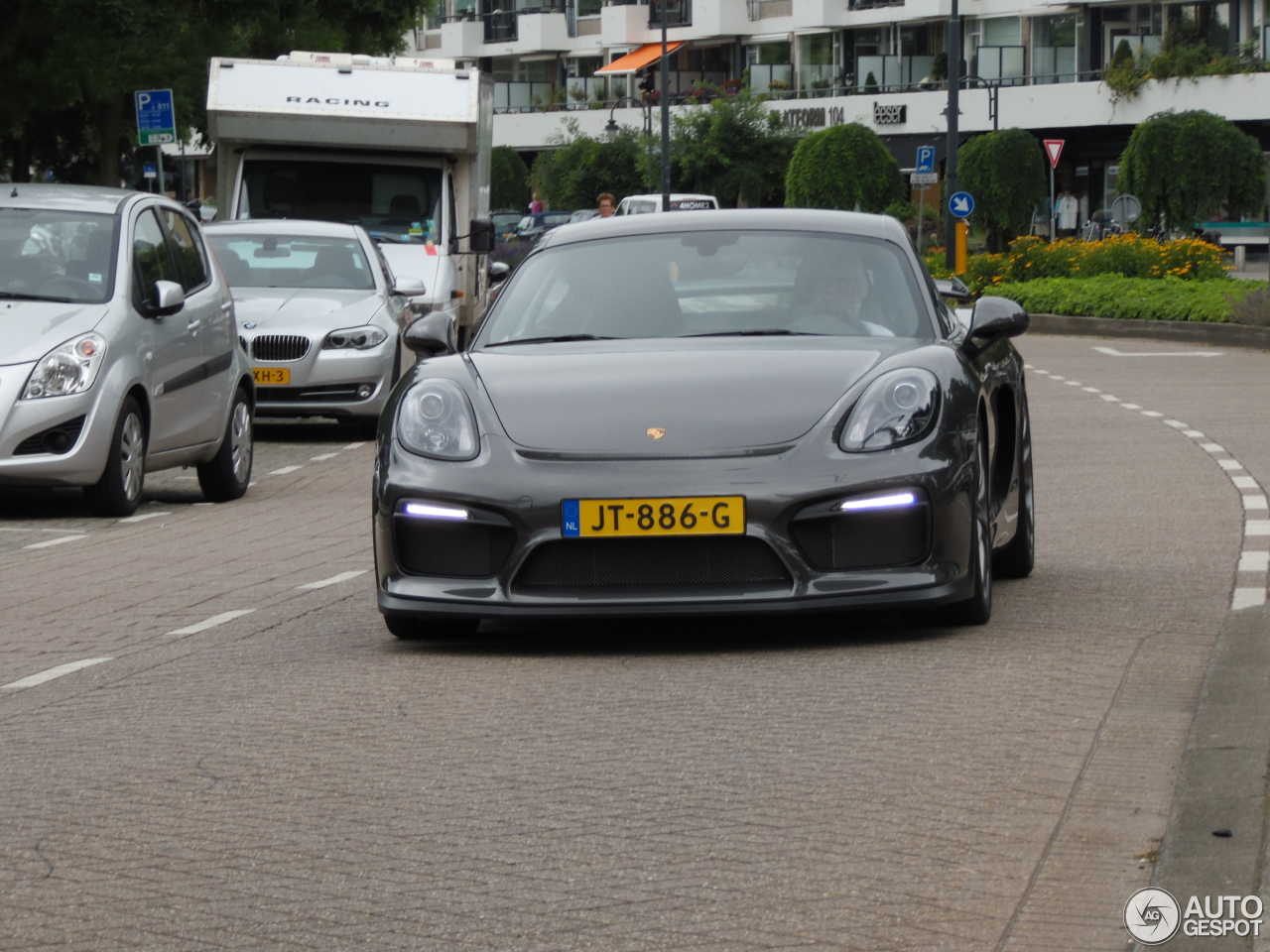 Porsche 981 Cayman GT4