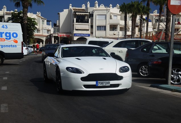 Aston Martin V8 Vantage