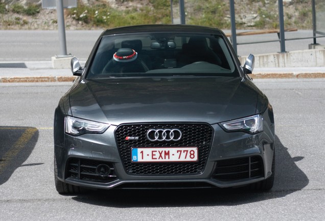 Audi RS5 B8 2012