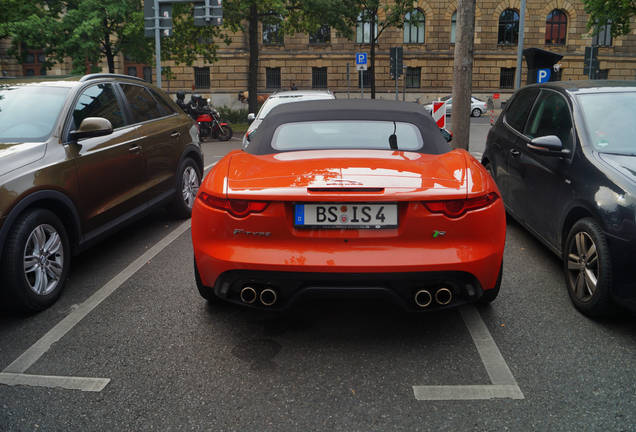 Jaguar F-TYPE R Convertible