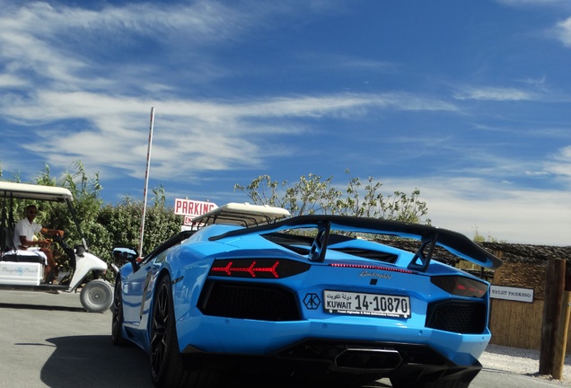 Lamborghini Aventador LP700-4 Roadster