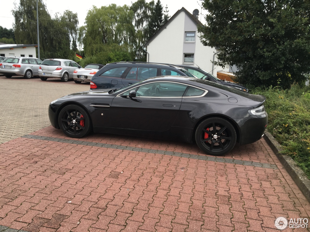 Aston Martin V8 Vantage