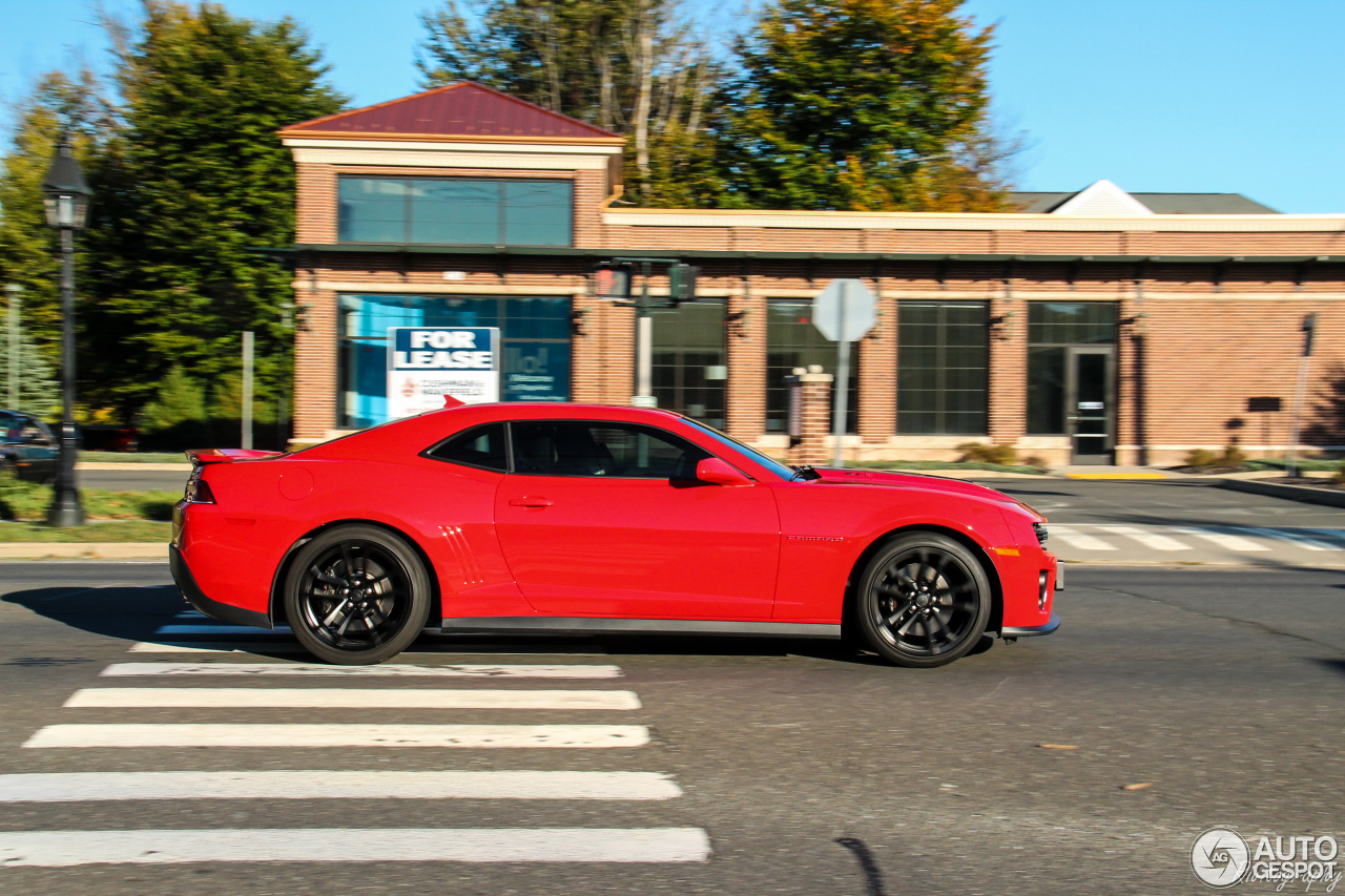 Chevrolet Camaro ZL1 2014