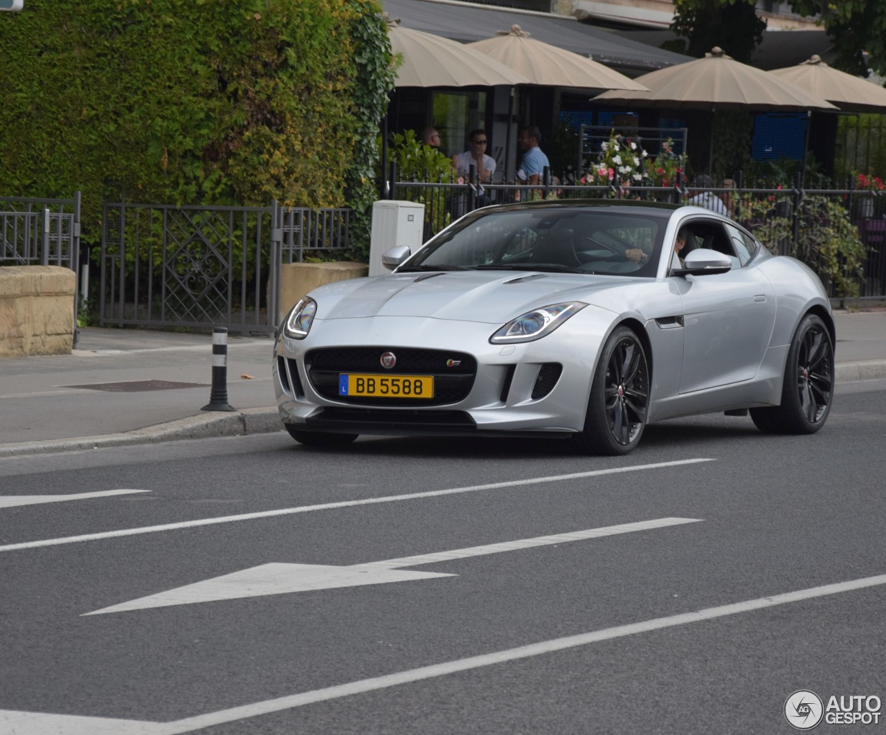 Jaguar F-TYPE S Coupé