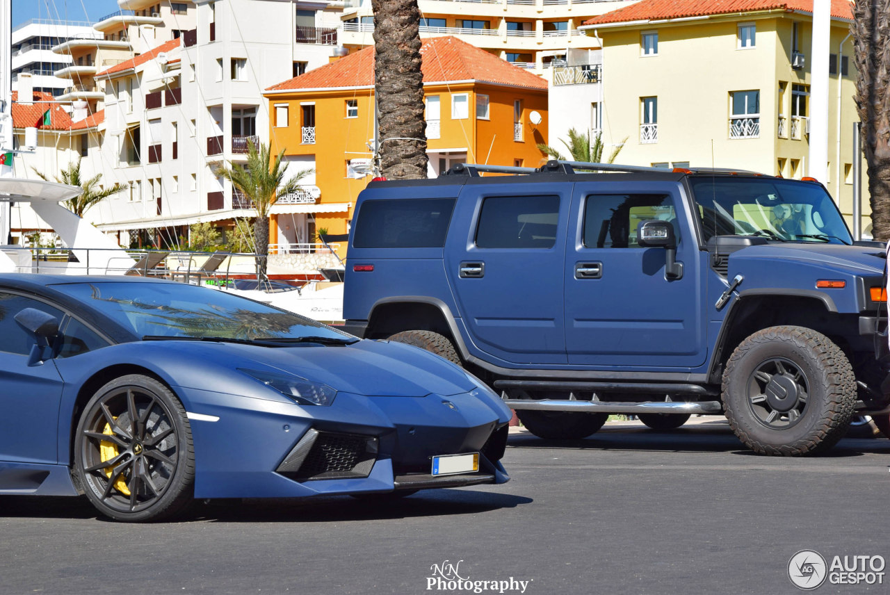 Lamborghini Aventador LP700-4