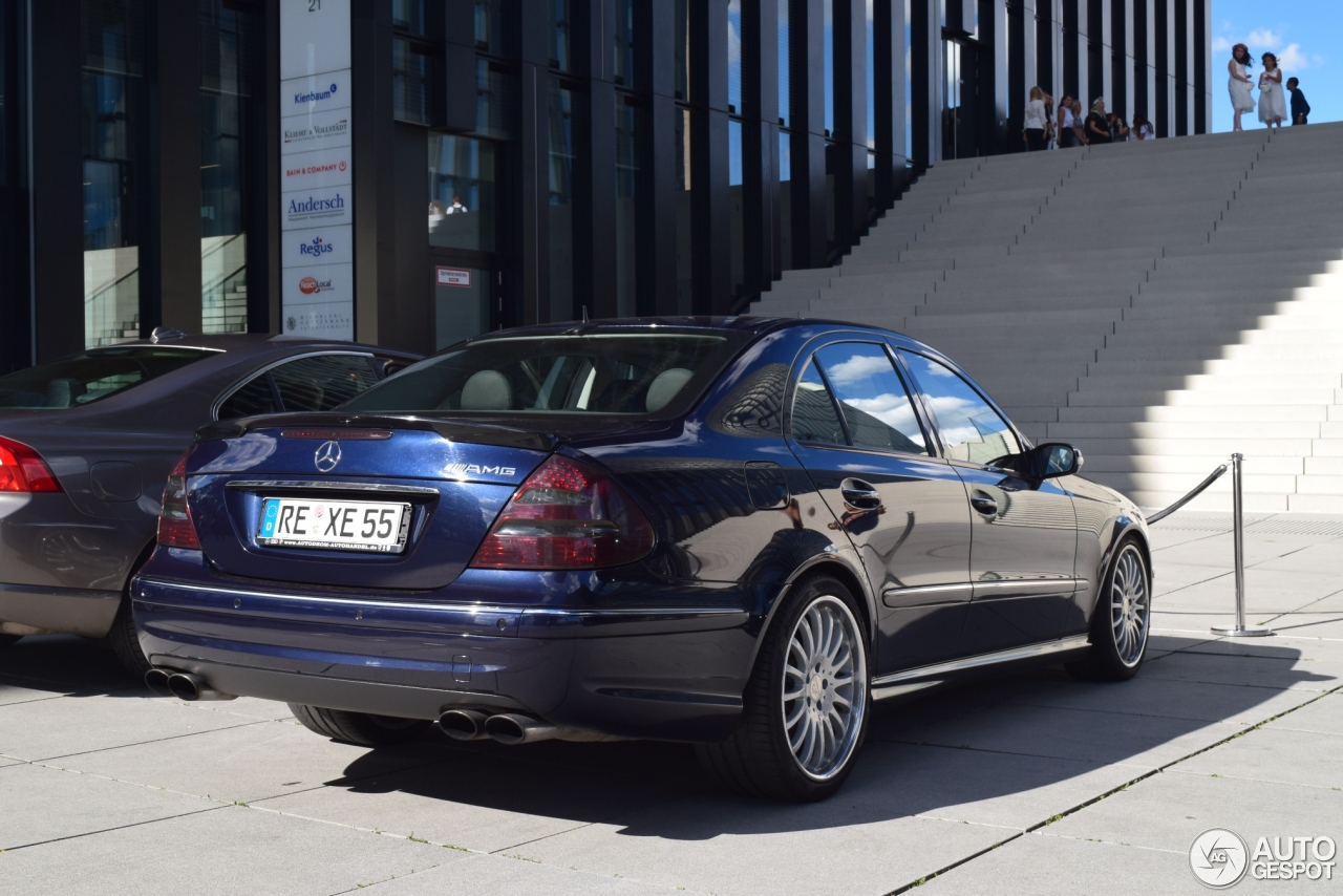 Mercedes-Benz E 55 AMG