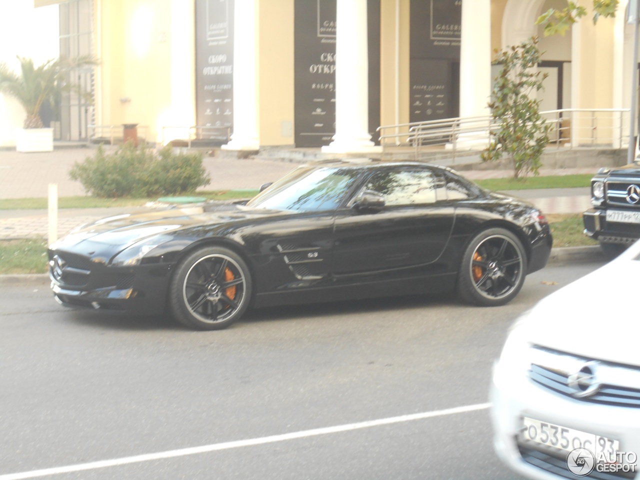 Mercedes-Benz SLS AMG