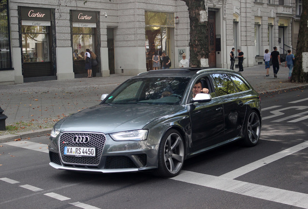 Audi RS4 Avant B8