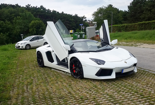 Lamborghini Aventador LP700-4 Roadster