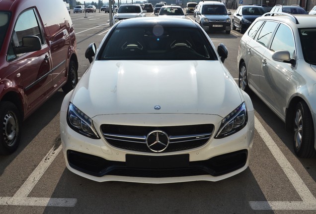 Mercedes-AMG C 63 S Coupé C205